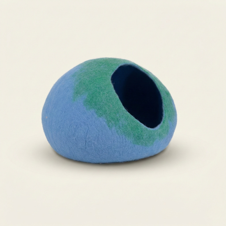 Blue & Green Gradient Wool Felt Cat Cave