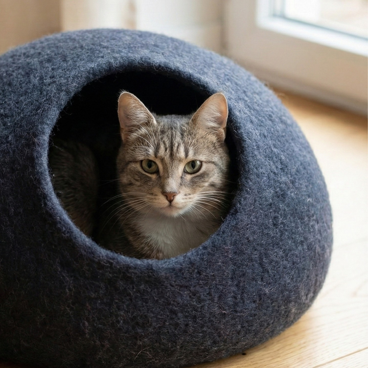 Dark Blue Minimalist Wool Felt Cat Cave
