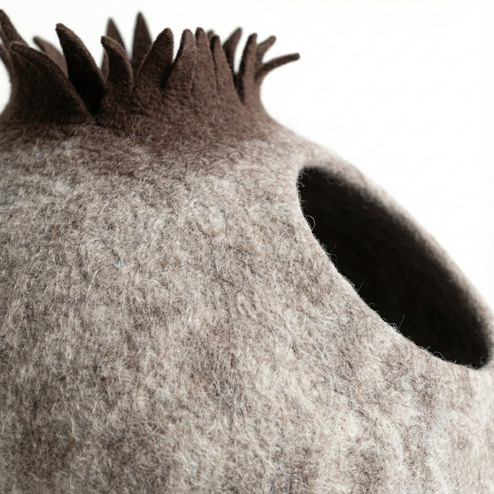Jungle Tree Mushroom Wool Felt Cat Cave